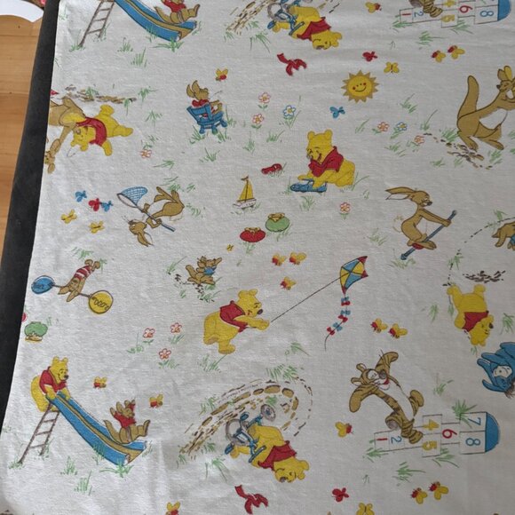 Winnie The Pooh Vintage Baby Receiving Blanket - Picture 7 of 10